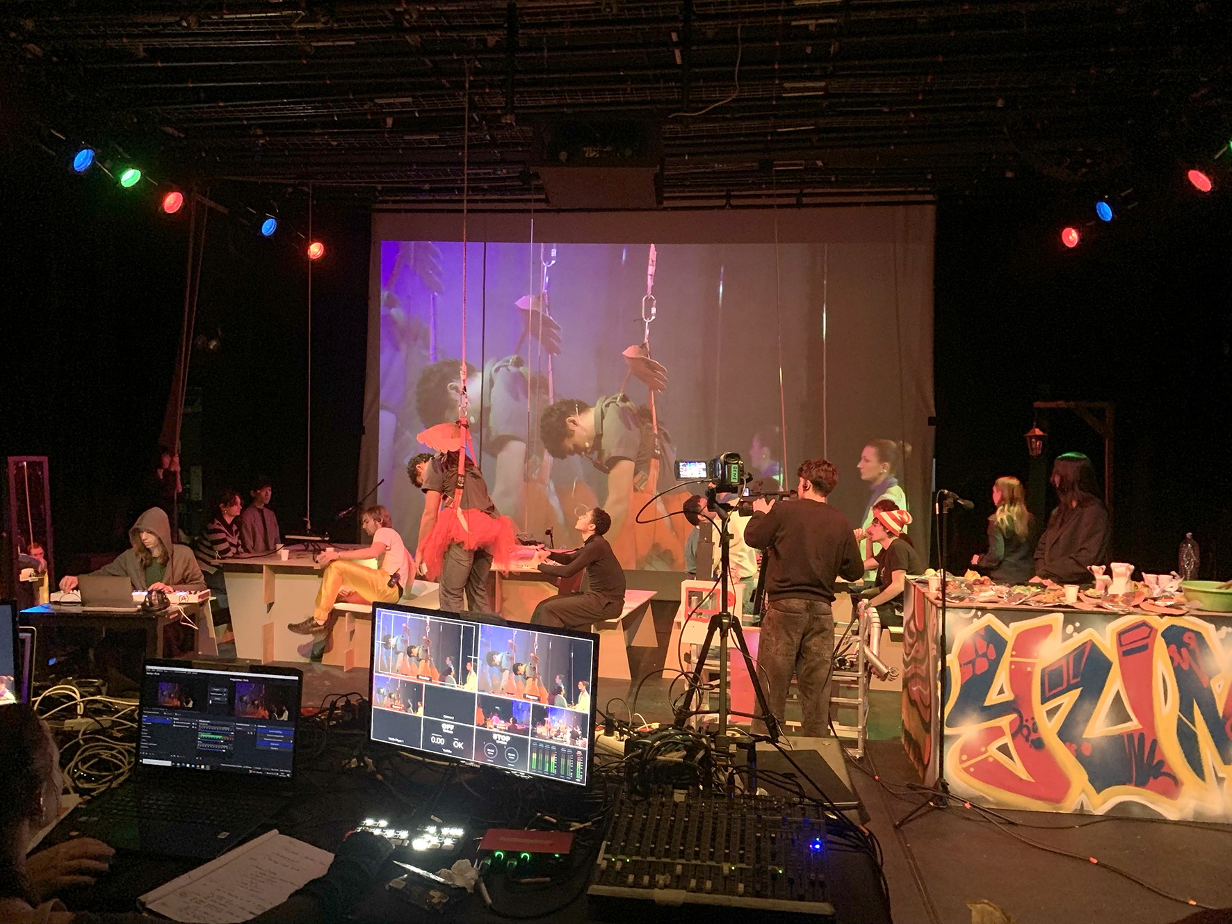 Espace Urbain TéléVision 11 25