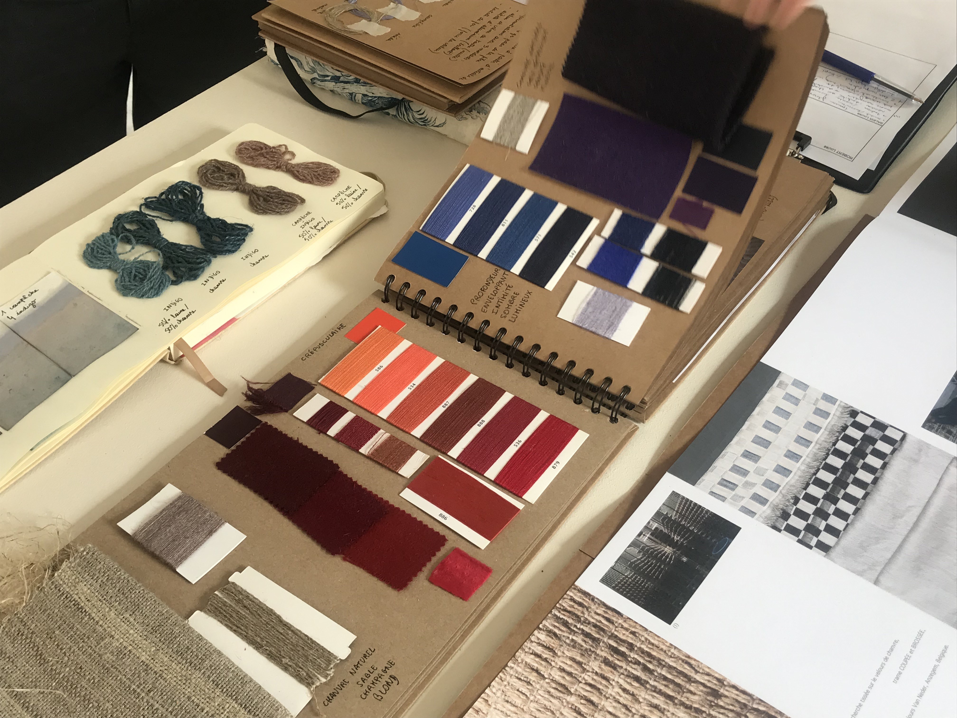 Nuanciers – Louise Saleix